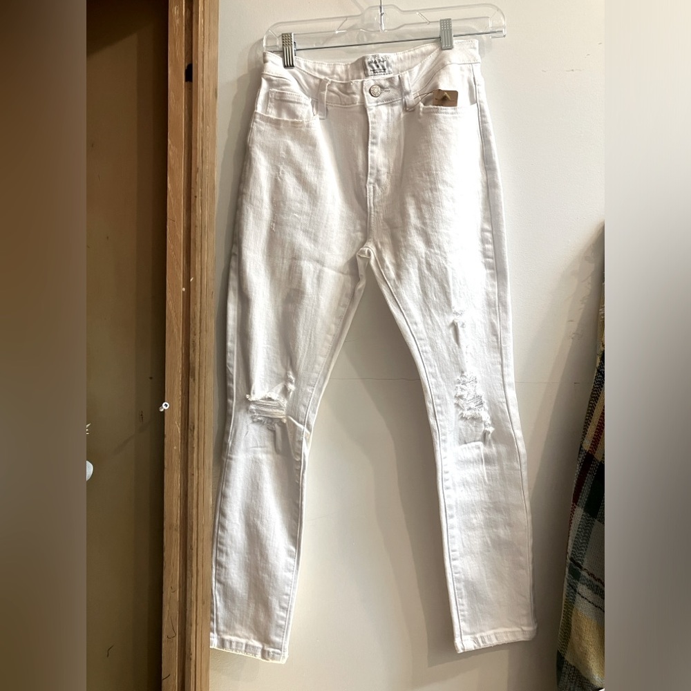 White Birch light distress